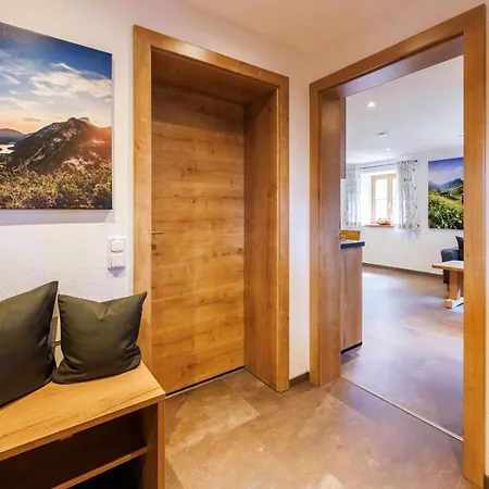 Schuhbeck Inkl. Chiemgaukarte Apartment